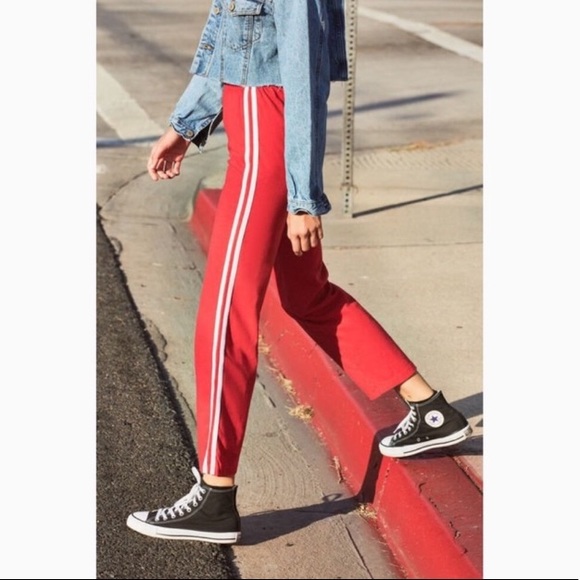 Brandy Melville Pants - Brandy Melville pants